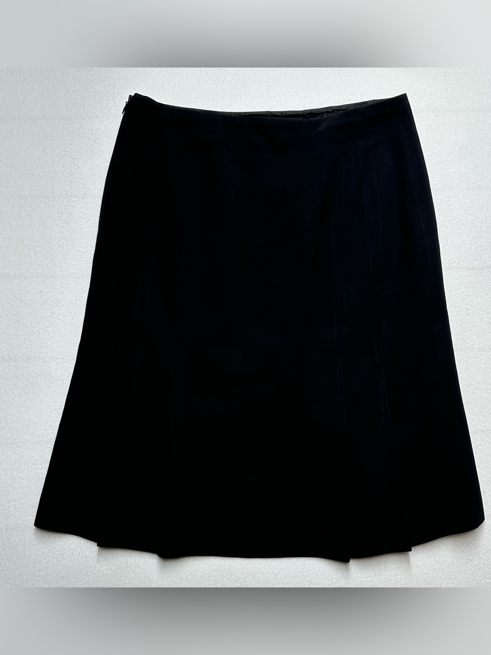 Ann Taylor Black A‑Line Skirt Size 8 – Classic Midi 24” Length